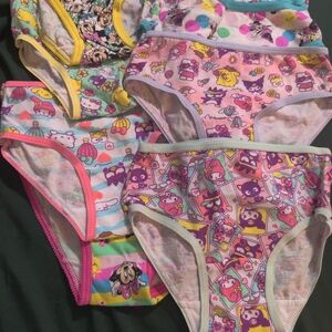 Colorful Cartoon Character Underwear Set